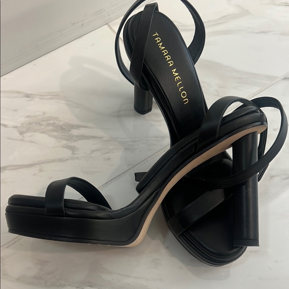 Tamara Mellon Elegant Black Heels - Picture 2 of 7